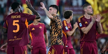 Soulé Complimenti compagni fine partita Roma-Bologna 23082025