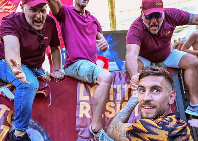 Pellegrini Festeggia sotto la sud Lazio-Roma 21092025