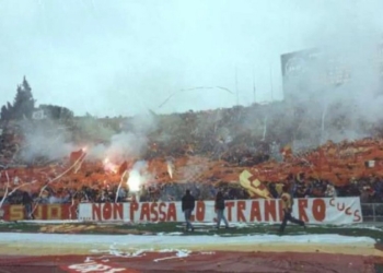 Scenografia Non passa lo straniero Roma-Colonia 08121982