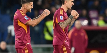 Pellegrini Esulta gol con Mancini Roma-Udinese 09112025