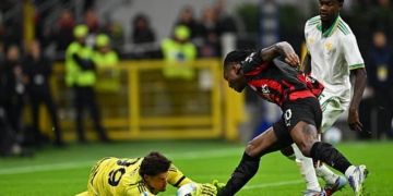 Svilar Azione parata su Leao Milan-Ropma 02112025