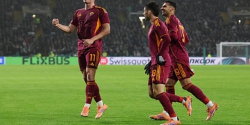 Ferguson Esulta gol Celtic-Roma 3 11122025