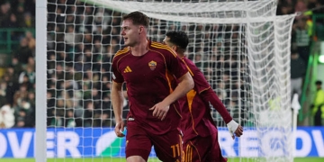 Ferguson Esulta gol Celtic-Roma 4 11122025