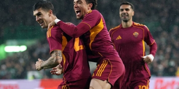 Mancini Esulta gol Celtic-Roma 11122025
