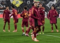 Pellegrini e compagni fine partita Juventus-Roma 20122025