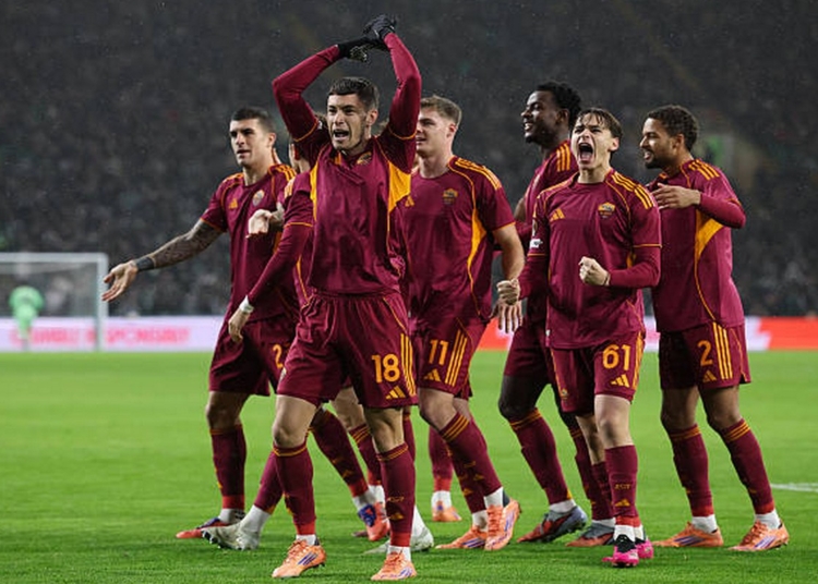 Soulé Esulta gol Mancini Celtic-Roma 11122025