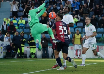 Svilar Azione in volo Cagliari-Roma 0712025