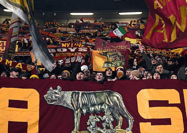 Tifosi romanisti a Torino Juventus-Roma 20122025