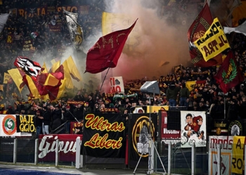 Tifosi romanisti Curva sud - Photo by Image Photo Agency