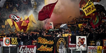 Tifosi romanisti Curva sud - Photo by Image Photo Agency