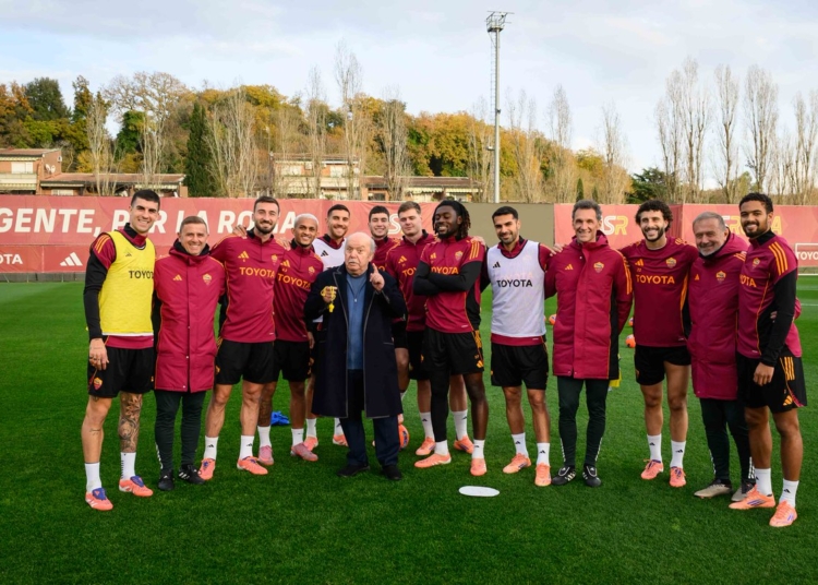 Tifosi vip Banfi a Trigoria