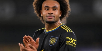 Zirkzee Primo piano Maglia nera