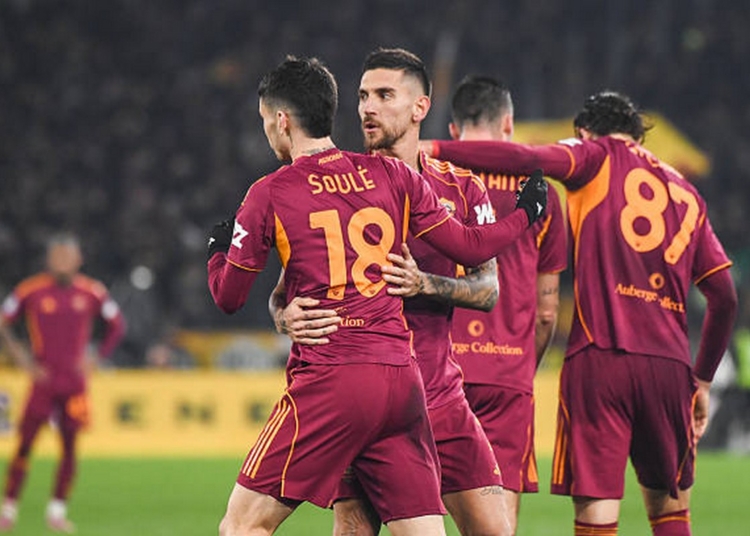 Pellegrini Esulta gol con compagni Roma-Milan 2 25012026