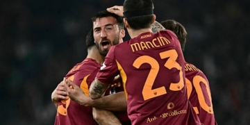 Cristante Esulta gol con Mancini Roma-Cremonese 22022026