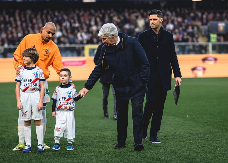 Gasperini e il piccolo Alexander Genoa-Roma 08032026