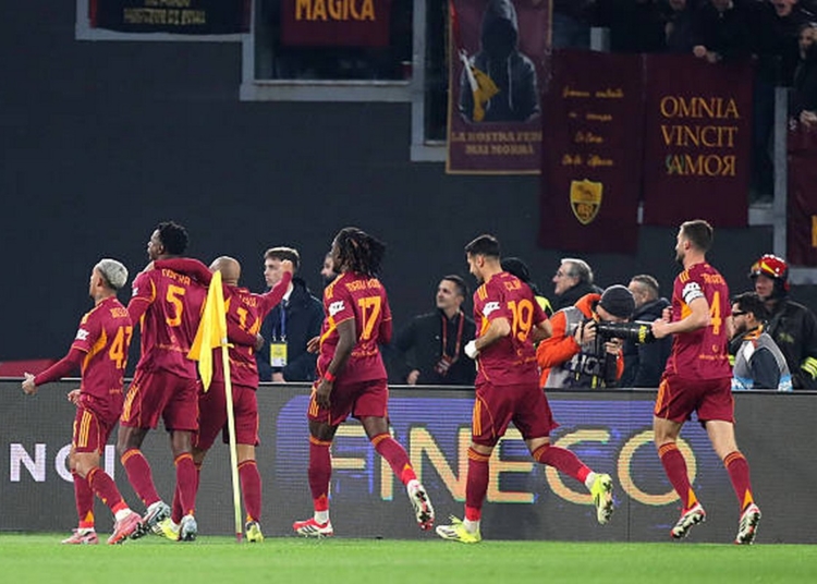 Wesley Esulta gol con compagni Roma-Juventus 01032026