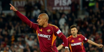 Malen Esulta gol Roma-Pisa 10042026