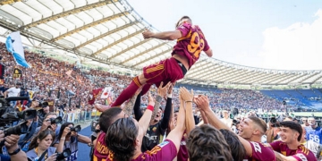 El Shaarawy Saluto tifosi Curva Sud Roma-Lazio 17052026