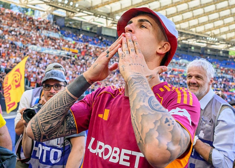 Mancini Festeggia sotto curva sud Roma-Lazio 17052026