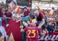 Mancini Festeggia sotto curva sud Roma-Lazio 2 17052026