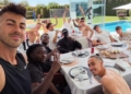 Trigoria giocatori in piscina