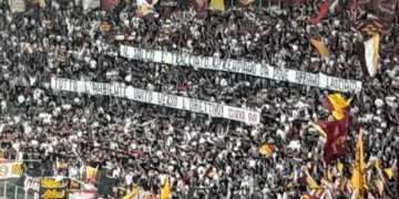Curva Sud Striscione incoraggiamento Roma-Fiorentina 24082026