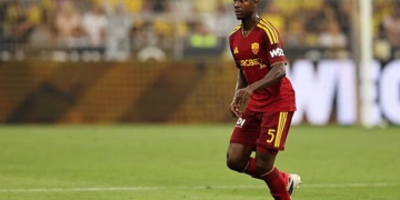 N'Dicka Azione Borussia Dortmund-Roma 15082026