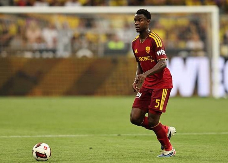 N'Dicka Azione Borussia Dortmund-Roma 15082026