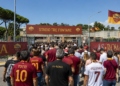 Card Tifosi Roma entrano Tre Fontane
