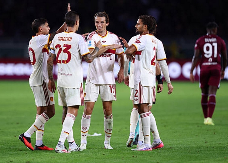De Roon Esulta fine partita Torino-Roma 14092026