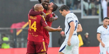 Koné Esulta gol con compagni Roma-Inter 3 19092026