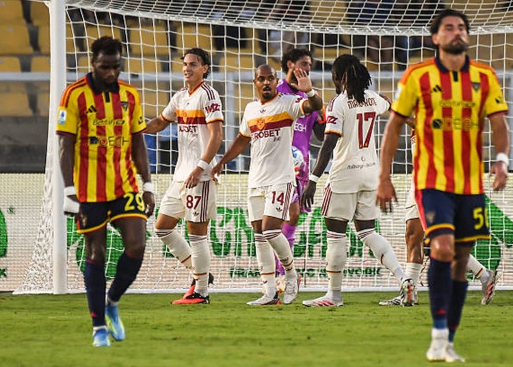 Malen Esulta gol Lecce-Roma 4 31082026