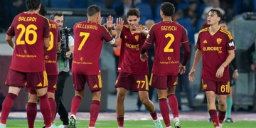 Lulli Esulta gol con compagni Roma-Genoa 2 17102026