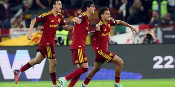 Lulli e Pisilli Esultano gol Roma-Slovan 17102026
