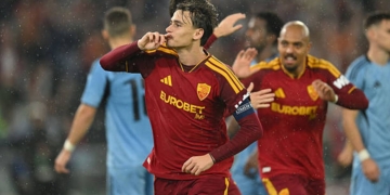 Pisilli Esulta gol Roma-Slovan 2010206